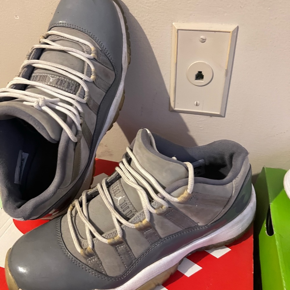 Jordan 11s